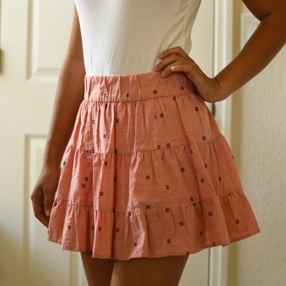 J. Crew Peach Ruffled Skirt with Navy Blue Pattern - Picture 1 of 3